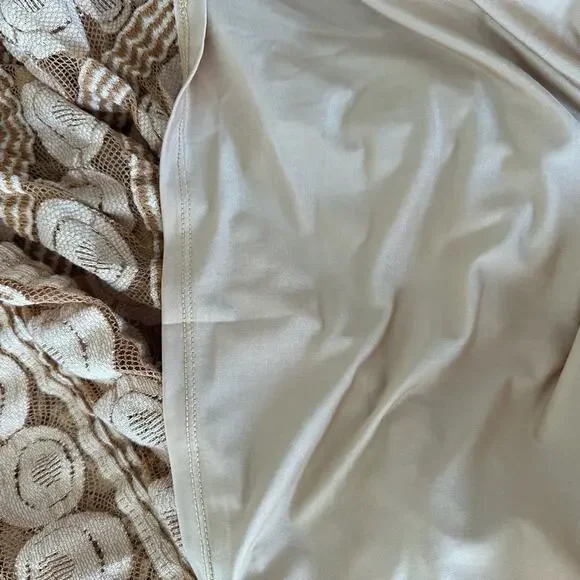 Sundance Willow Lace dress 3/4 sleeve midi dress size medium - Picture 12 of 14